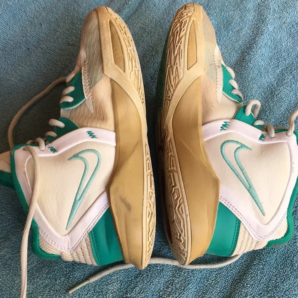 Nike Kyrie Shoes